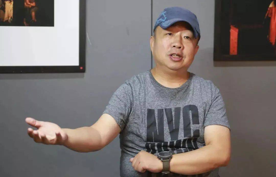 赵海本职是美术设计,跟张黎有过多次合作,也是因剧认识了杨雪
