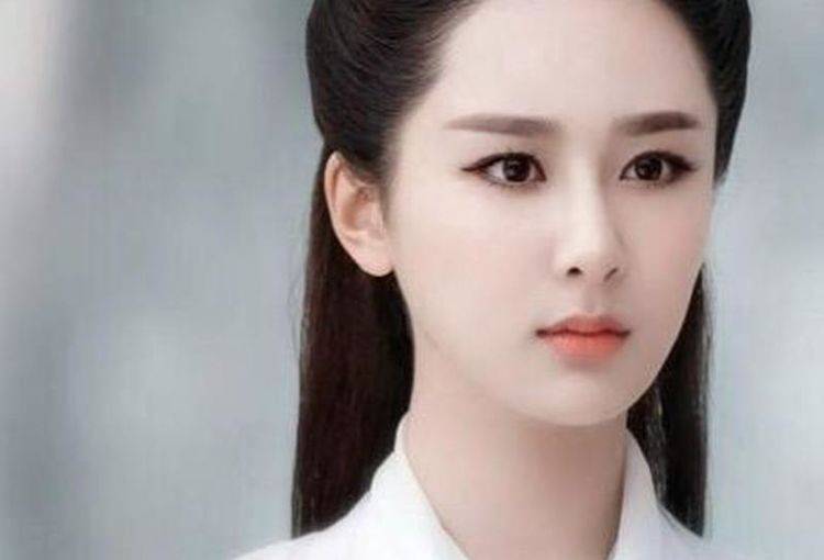 蓝儿 杨紫一人就能演“七仙女”,扛过蓝儿,避开红儿,却被紫儿打败了