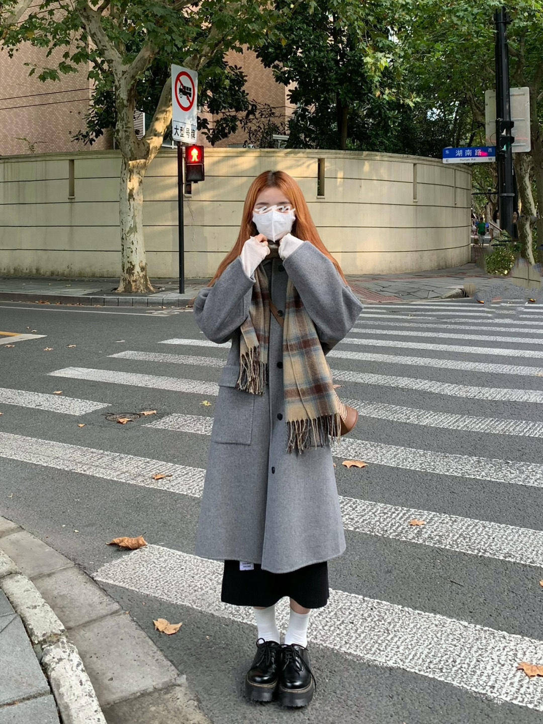 季节 秋冬季节不知道穿什么？一件毛呢大衣全搞定，让你美出新高度