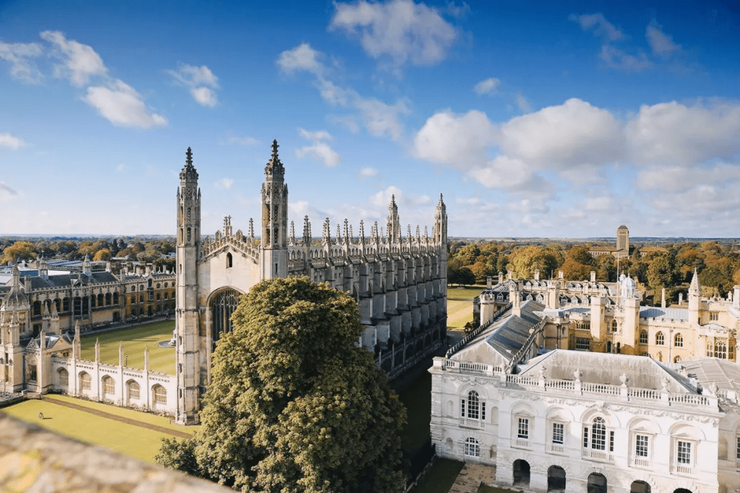 7年20国200校新东方ceo周成刚亲临济南讲述他的全球教育寻访