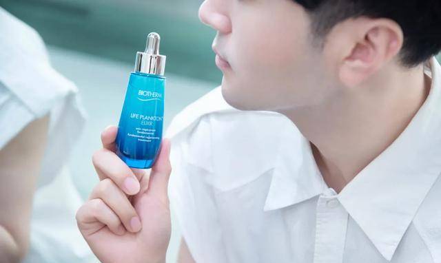 产品美肌‖他们要怎么做,才能让肤质显好不显老?