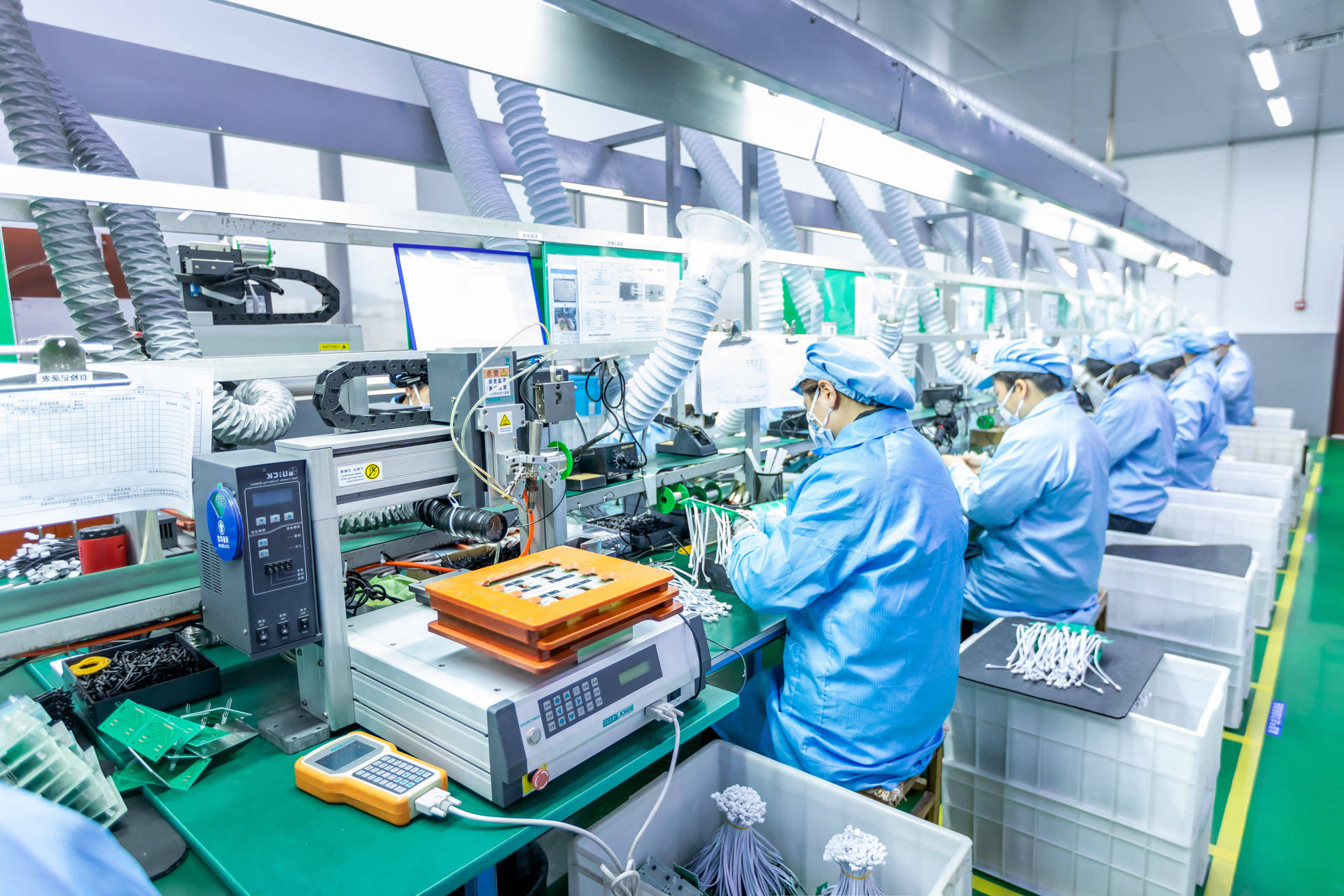 电子厂派遣工好还是正式工好 为什么很多人愿意去做派遣工呢 劳务