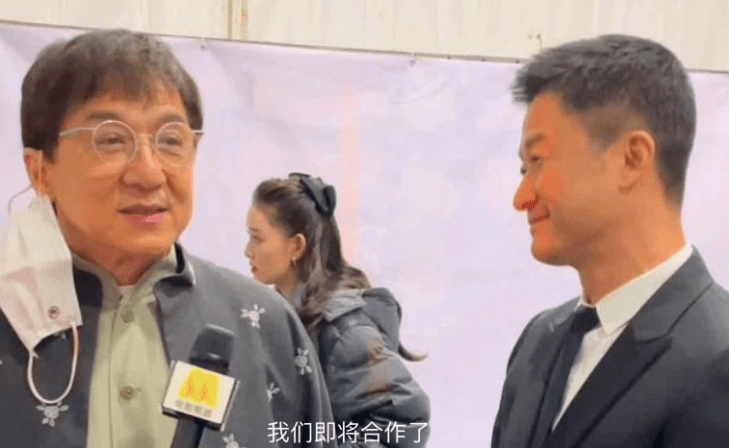 吴京|有成龙的地方就少不了幽默，继夸奖吴京之后，又罕见对女生撒娇