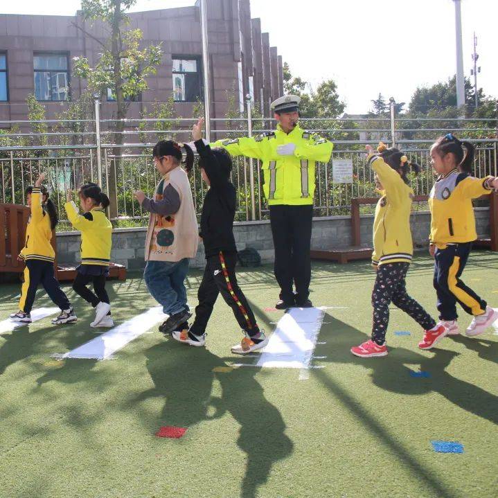 活动|青岛“守护天使乐趣童蒙”杯走进春田花花幼儿园