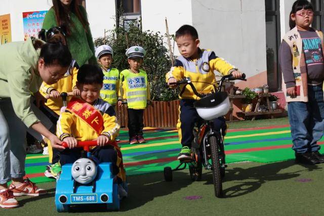 活动|青岛“守护天使乐趣童蒙”杯走进春田花花幼儿园