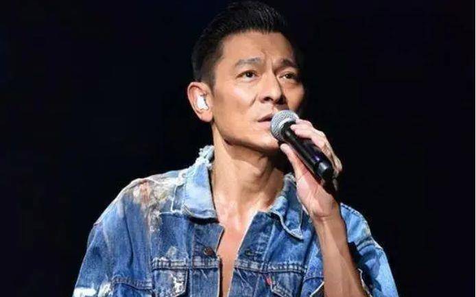 门票|演唱会5天前不幸去世，百万张门票仅几人退票，连张学友都崇拜他