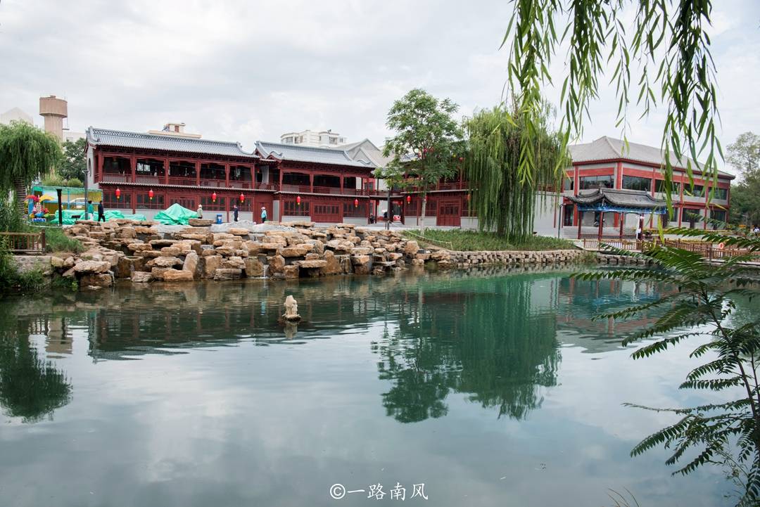 景点|甘肃旅游热度较低的景点，有缩版杭州西湖的风韵，就在张掖