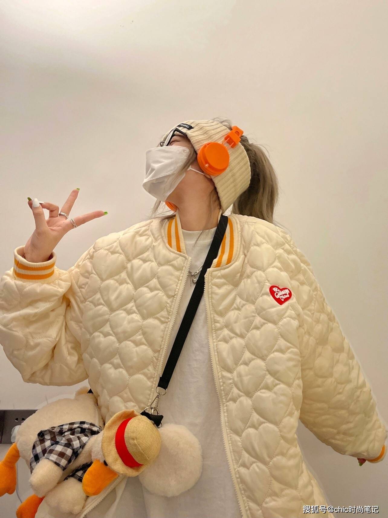 氛围 棉服两件就够，一件菱格纹瘦出新高度，一件美式棒球服野出新圈子