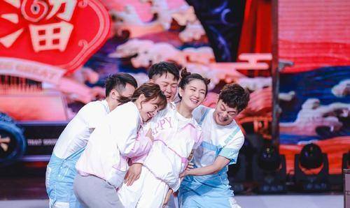 因为|《快本》6人变4人？网传他俩要离开，谢娜成“罪人”，撇不清了