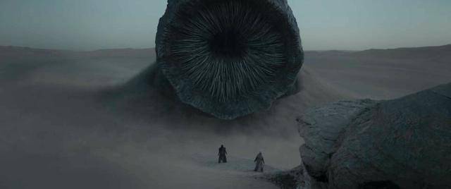 岳医生|《沙丘》专访张震：维伦纽瓦导演拍摄时从来不坐下，从头到尾一直站着