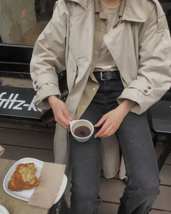 颜色 女星张含韵“整”了？为何突然美成王祖贤了？