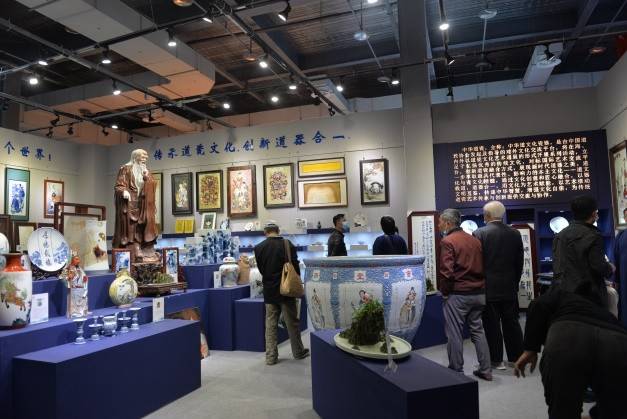 张高|中华道瓷主题展首展在景德镇圆满成功