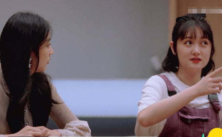 什么|董思怡质疑郭敬明被夸好敢，她却怂了，连忙发文澄清：真无意冒犯