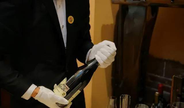 温度|餐厅服务之葡萄酒侍酒礼仪学习