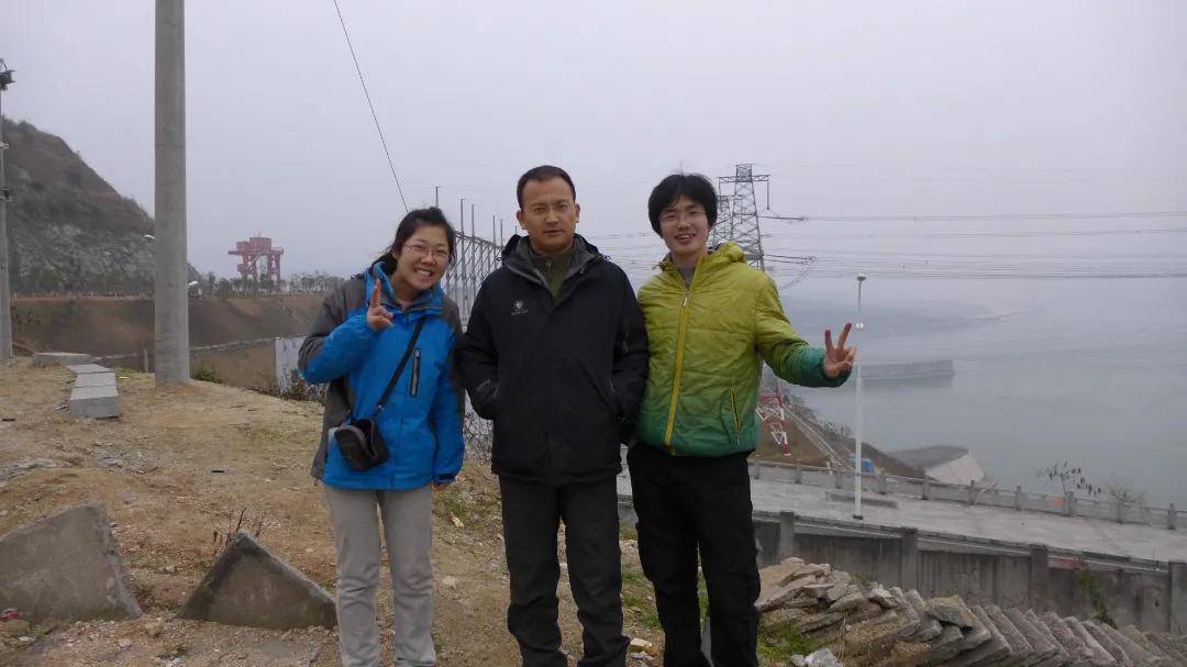 舒德|西北大学博士Nature发文：在陕南镇巴发现地球最早的苔藓虫化石