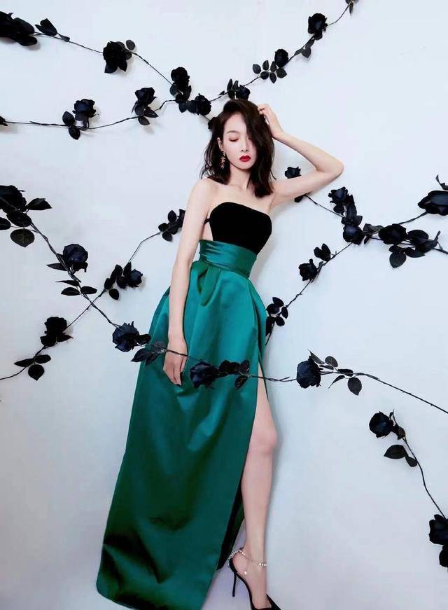 条纹 宋茜的美不止表面，还在于她多变的穿衣风格和时尚的引领者