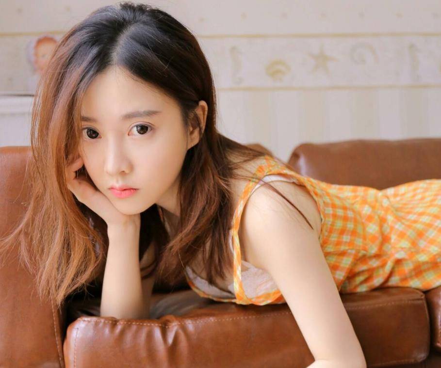 因为|冯提莫想从网红变明星，最后跌落神坛，“丢了西瓜也丢了芝麻”