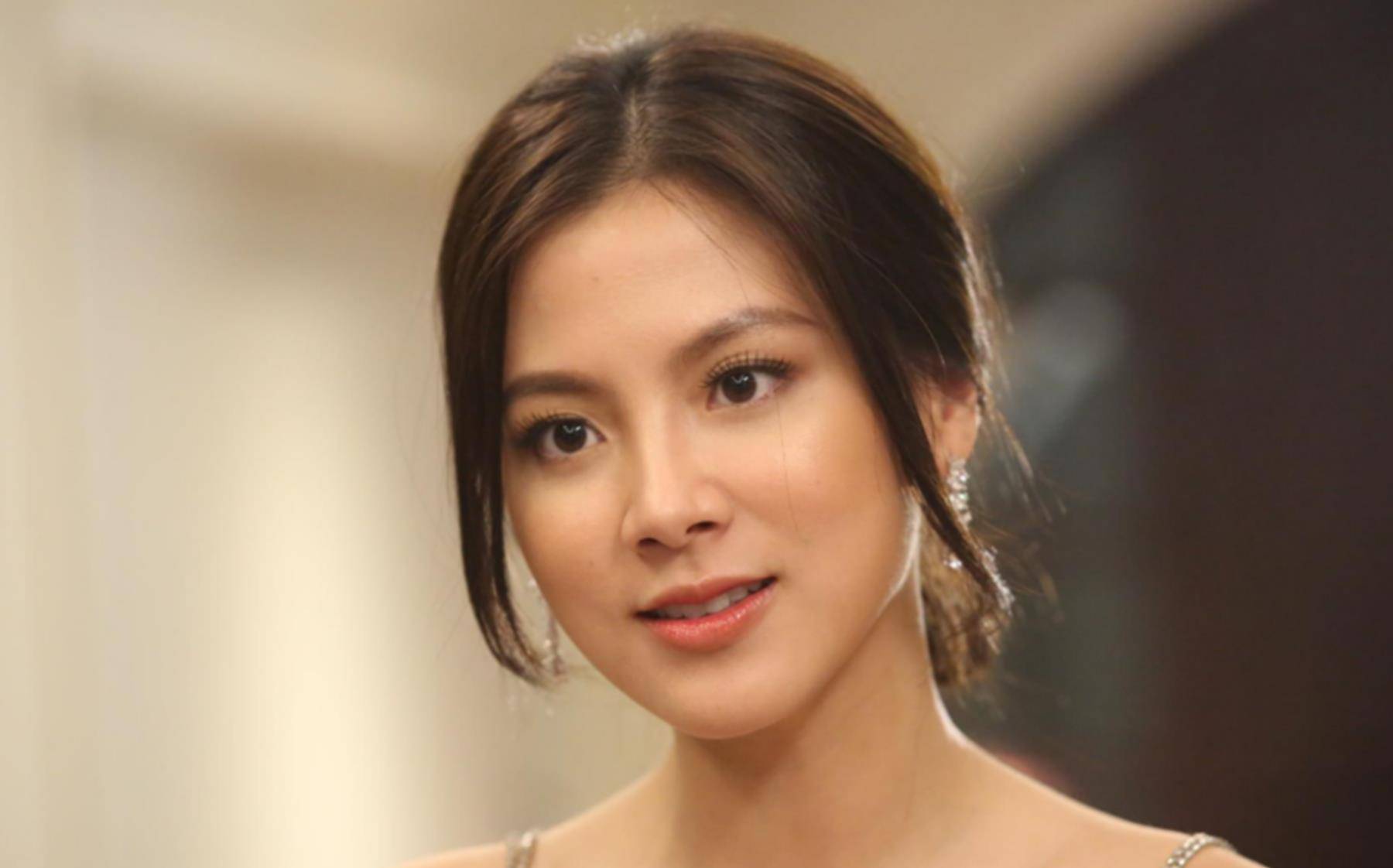 如何评价泰国女演员平采娜长相。？ - 知乎