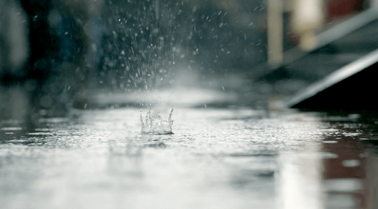 天气下雨天如何拍摄出好的摄影作品?成都摄影培训