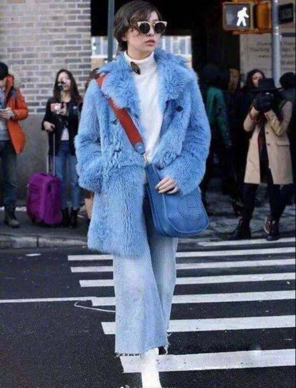 毛衣 今年想要时髦有范,穿出精致的脸庞,不妨选择烟管领毛衣