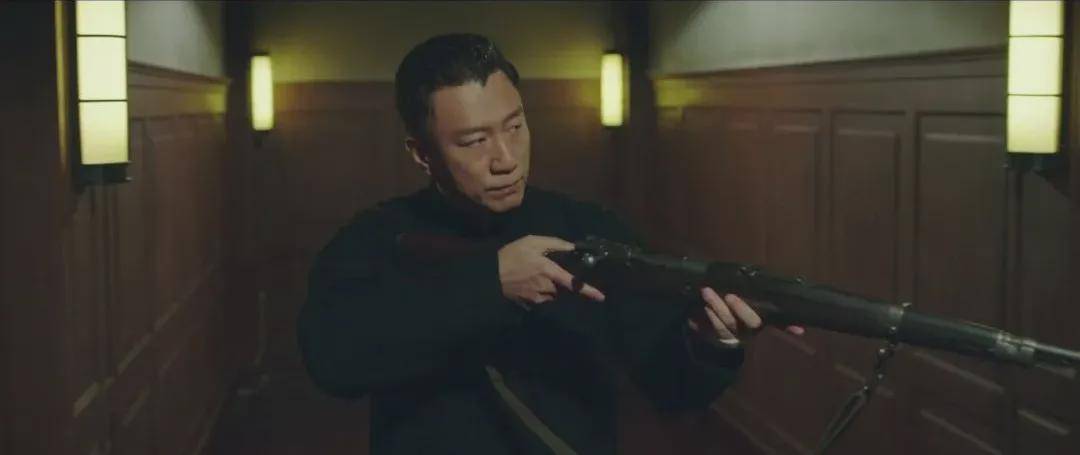 新作|谍战剧大年来了！靳东、郭京飞、陈坤都有新作，但恐难敌他再出山