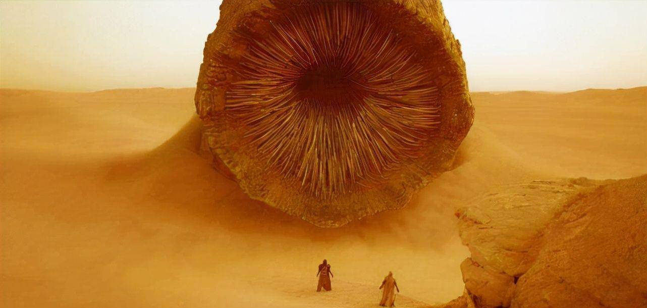 家族|票房突破2亿美元，这部“史诗级”科幻巨作，能否登顶日票房冠军