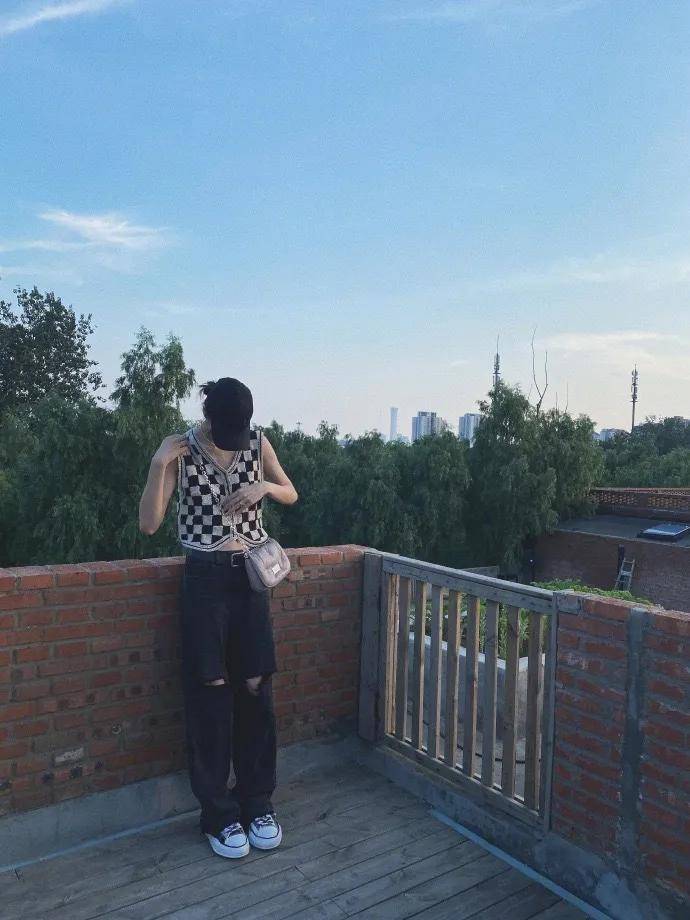 白女士 时尚圈都要被它“格式化”？女明星大型撞衫现场！