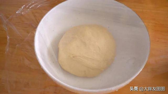 面包|软到不知所措，面包松软可口的秘诀是？