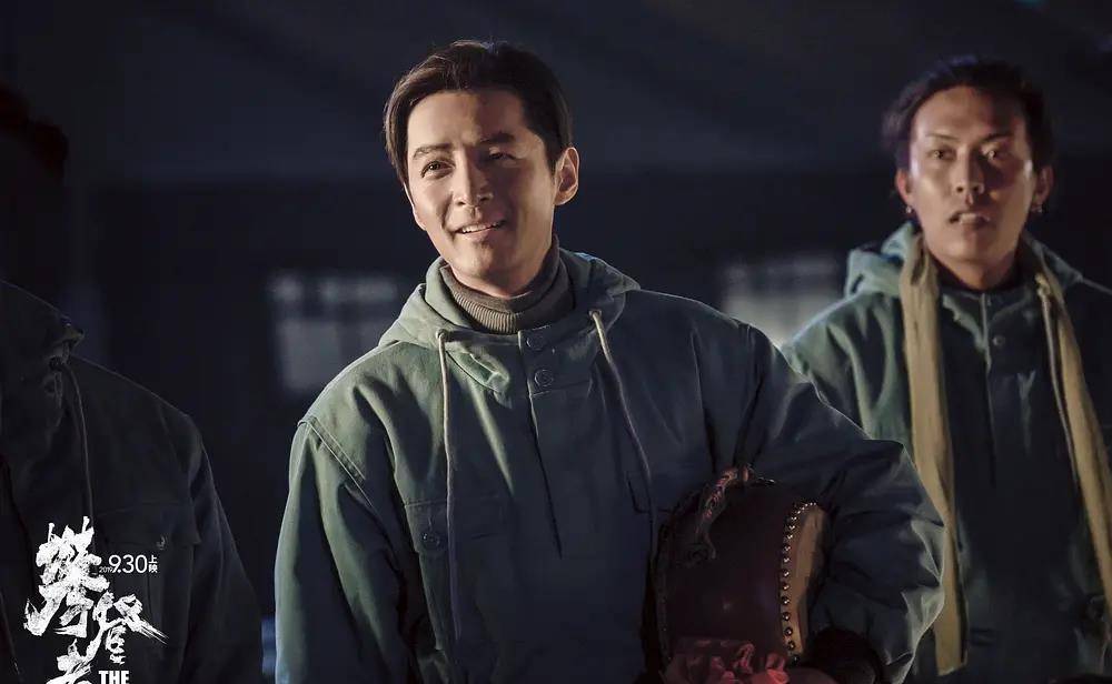 演技|胡歌被攀登者原型称赞演技,冻伤截肢是真的,老爷子69岁登顶珠峰