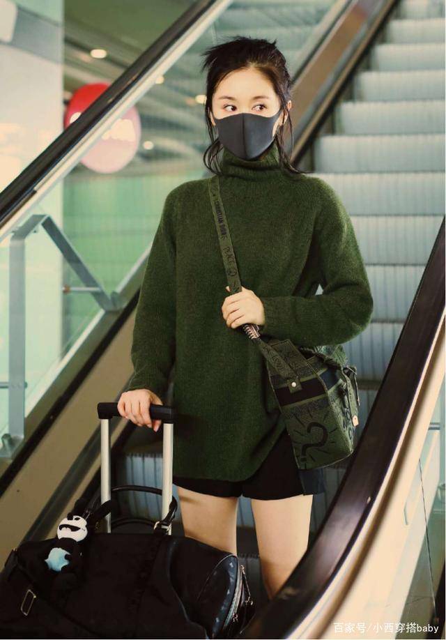 感觉 毛衣下面不一定要搭牛仔裤，学王子文配短裤+长筒靴，显瘦又显高