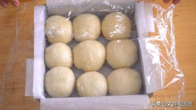 面包|软到不知所措，面包松软可口的秘诀是？