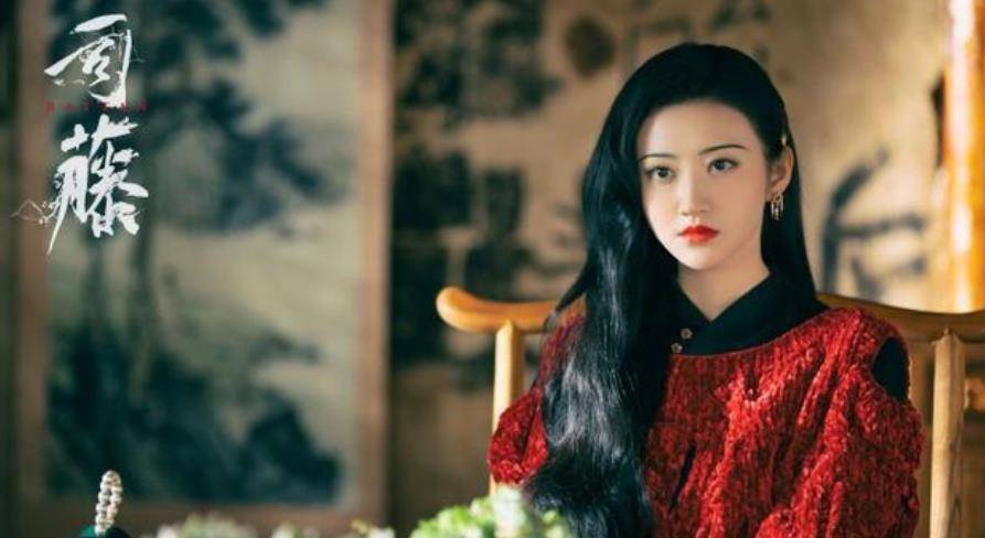 张彬彬|景甜又一新剧即将来袭，搭档男主颜值不输张彬彬，光看剧照就想追