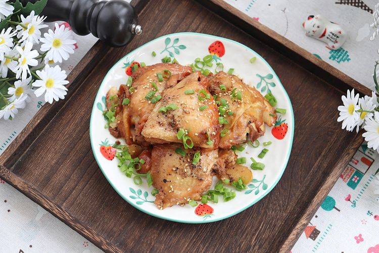 电饭煲|鸡腿在家这样做，味道鲜美，软嫩适宜