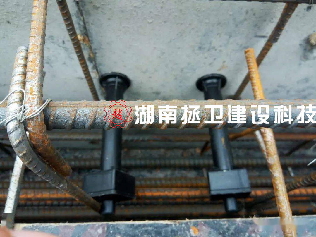 新型悬挑承力架组件介绍_预埋件