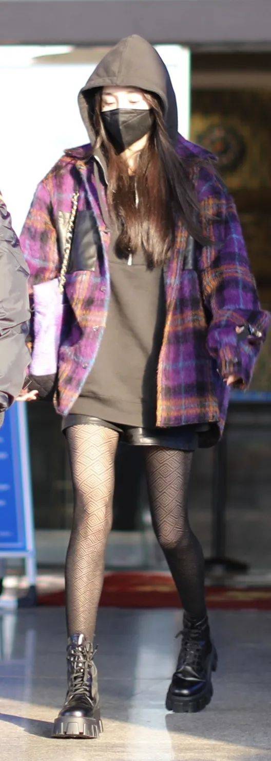 杨幂 这么多年过去了，杨幂的下衣失踪依旧看不腻啊！