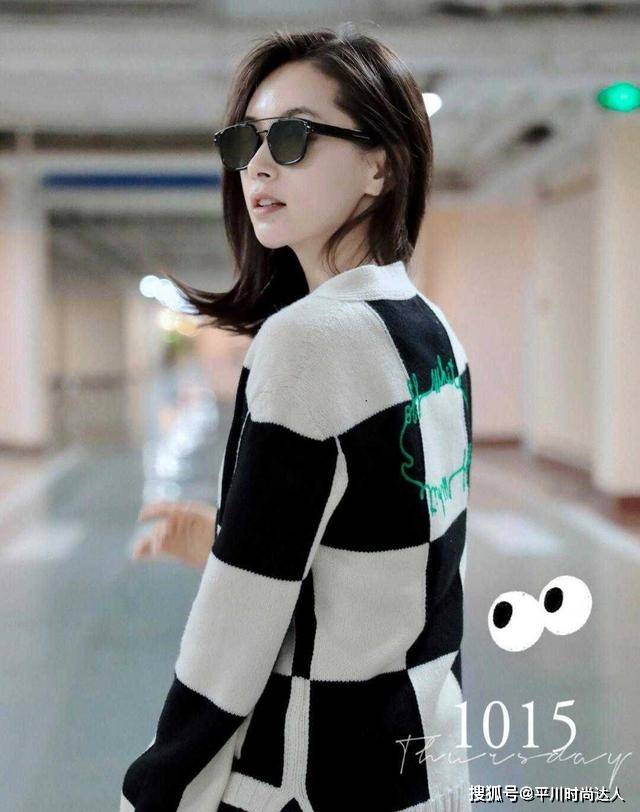 下半身 王子文真是小个子“救星”，穿针织开衫配短裤超显高，照穿美翻