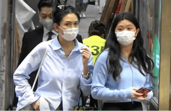 生活十大风情美人今昔颜值对比，有人颜垮了，有人优雅老去，差距真大