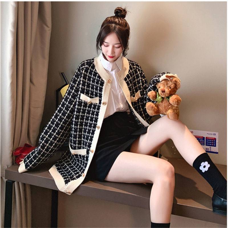 形象 千鸟格开衫毛衣的冬季魅力,可爱风穿搭造型,萌化你的小心肝