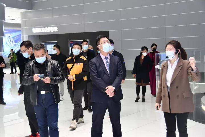 “走进华为云·创富数字化”紫津联盟赴天津鲲鹏创新生态中心参观交流