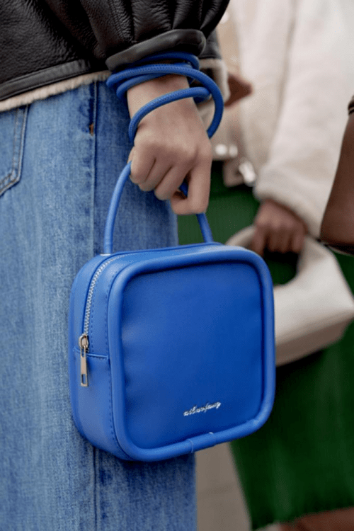 面料indicia WINTER21 FASHION SHOW“Relations关系” 冬季时装秀