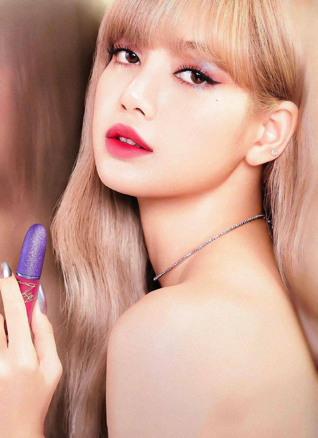 金发抄袭Lisa“太妹头”的佟丽娅一夜刷爆几亿播放量？内娱女爱豆都看跪了！