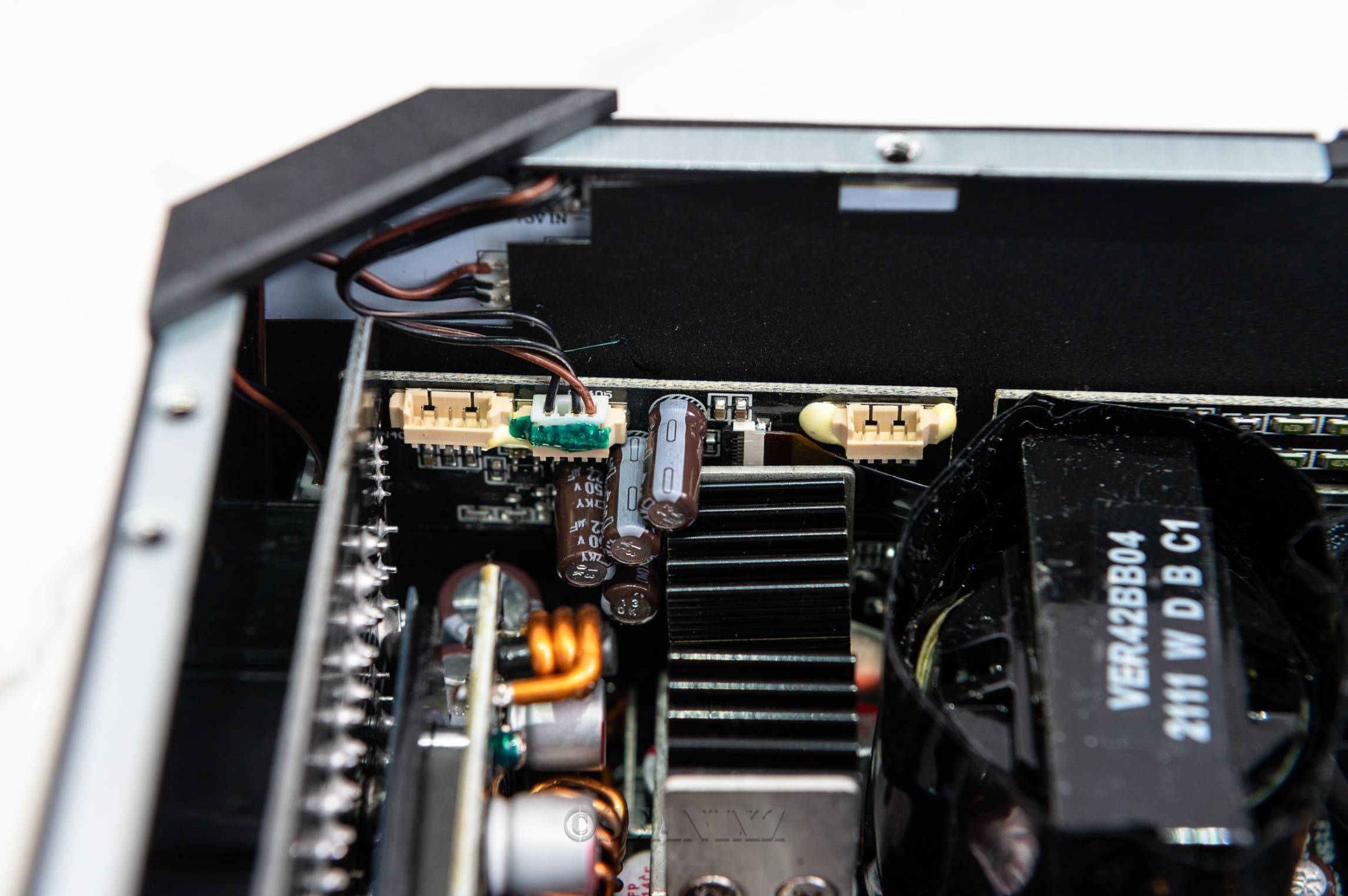 rogthor雷神850w全模组电源拆机评测