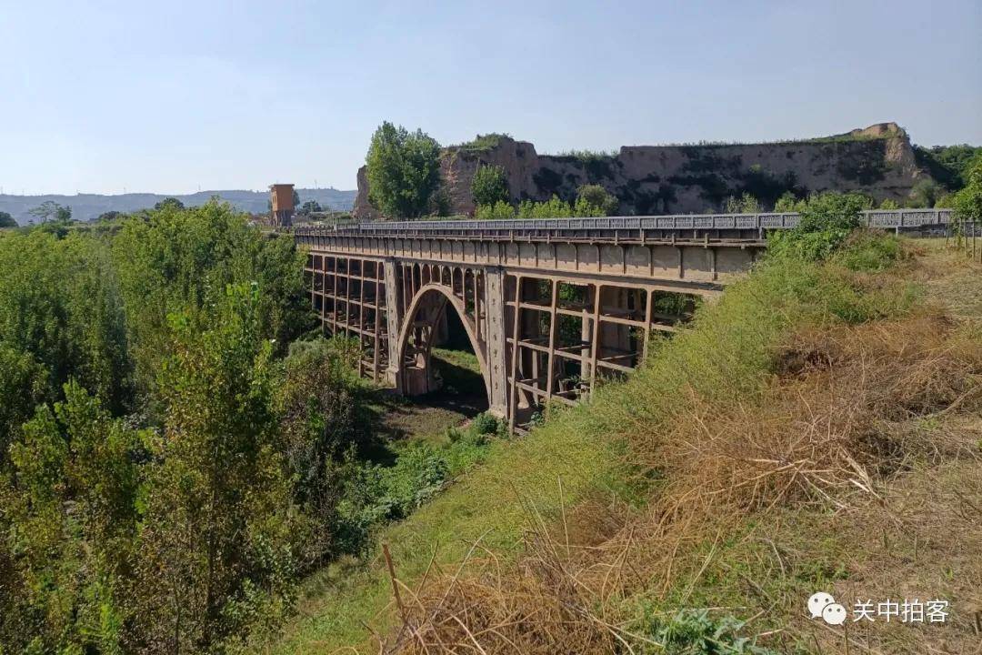 蒲城县曲里村:走近大峪河,参观洛惠渠渡槽_李仪祉