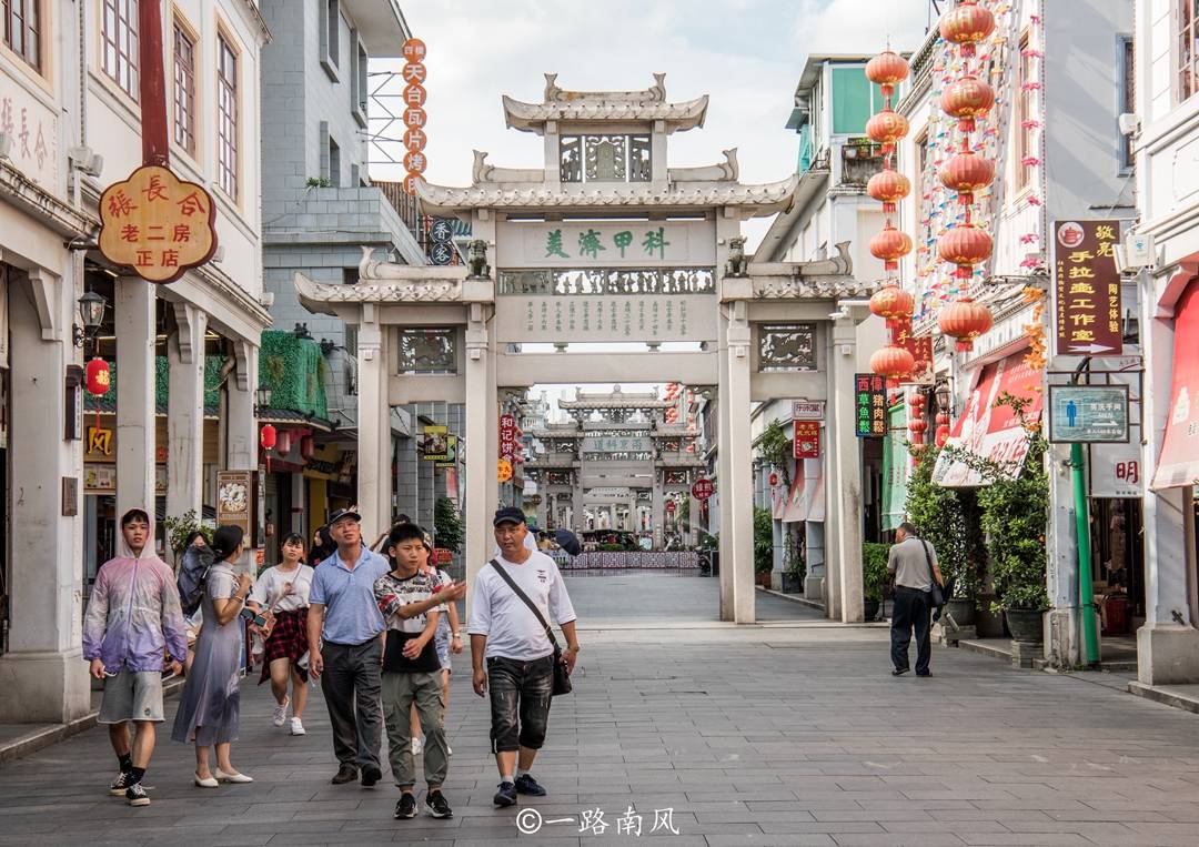 景点|中国牌坊最多的街道，骑楼和古牌坊混搭，堪称潮州首席网红景点