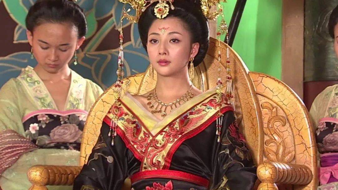 网友清朝版釜山行？于正新剧尽显丧尸既视感，求你放弃阴间滤镜吧