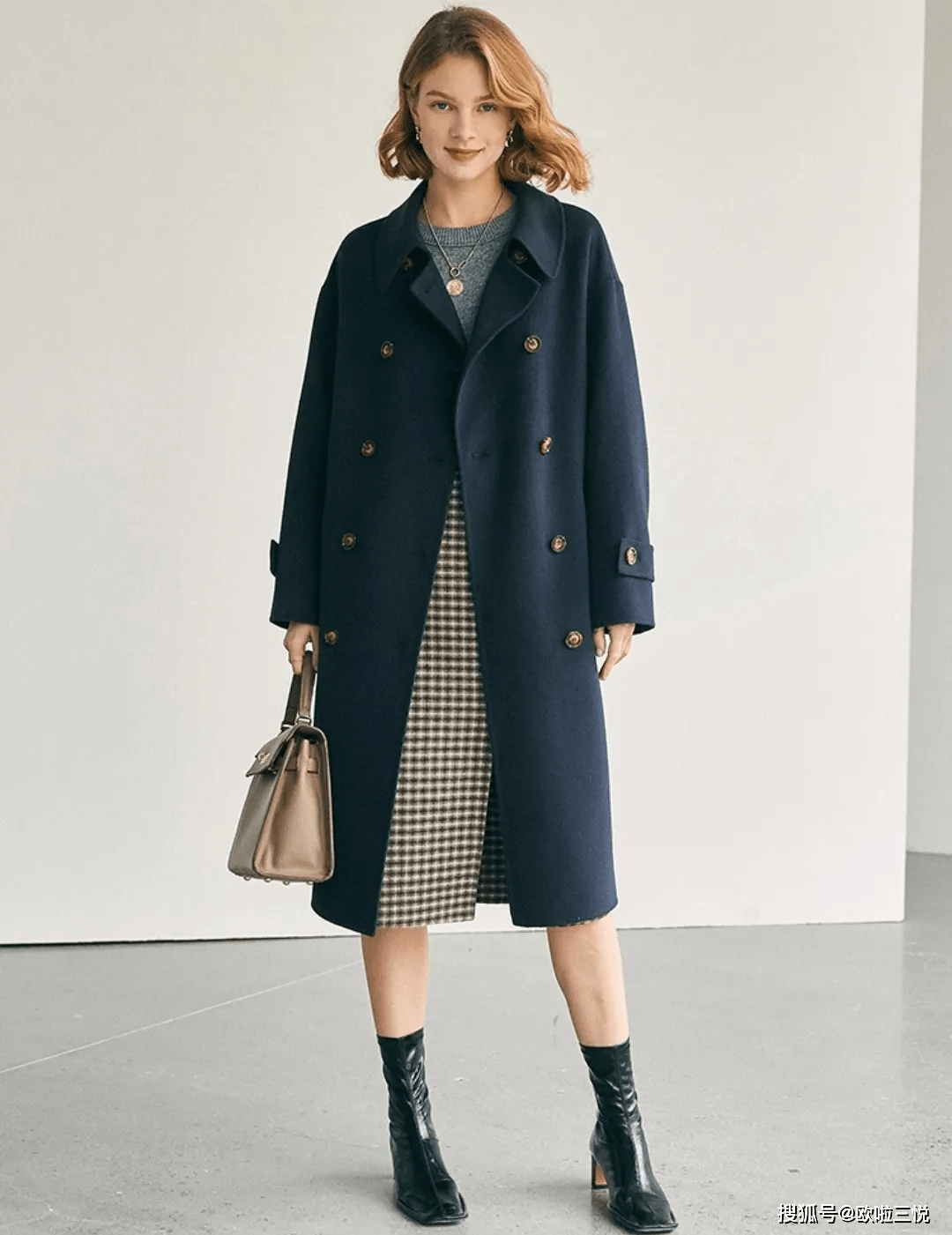 什么 大衣这样搭，太美了！