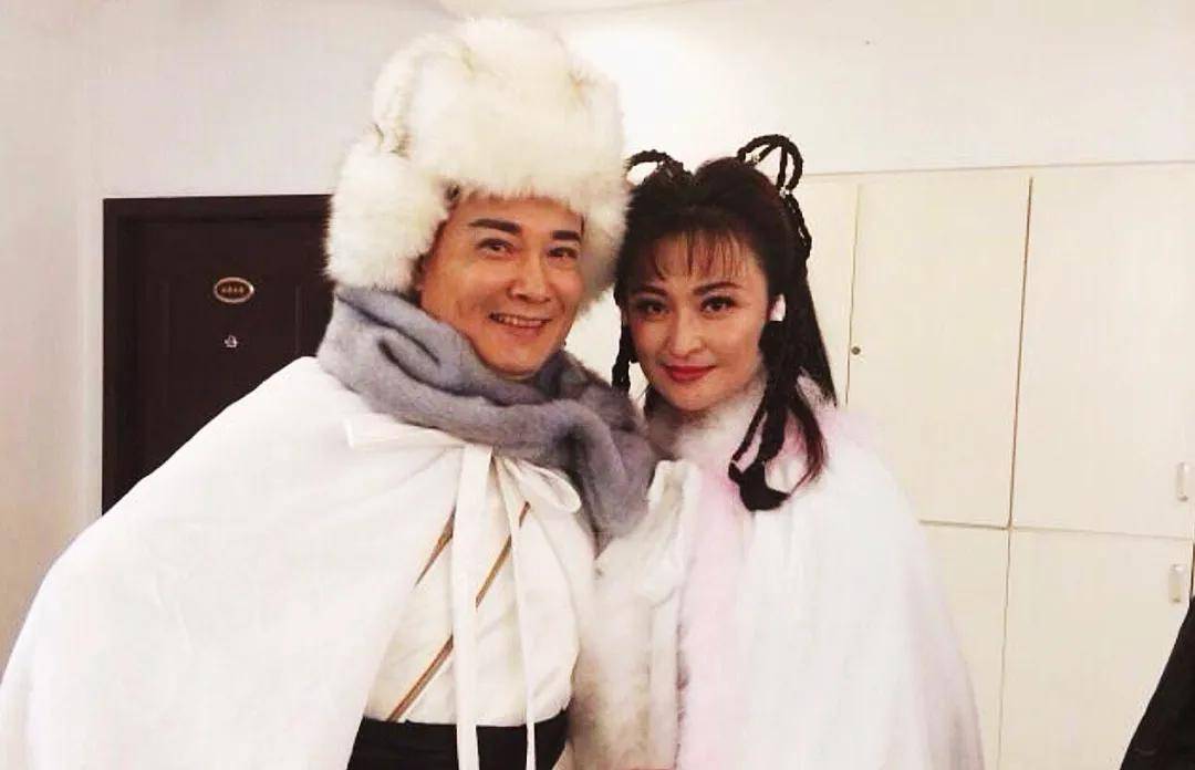 演员王璐瑶 因 雪山飞狐 的苗若兰成名 年轻时的照片太美了 电视剧