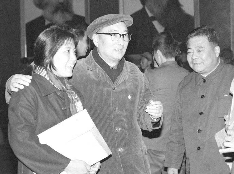 李秀明在上世纪70年代中后期到80年代的中国影坛,算得上是一个时代