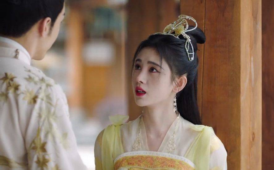 李府|鞠婧祎新剧又“扑”了，豆瓣开分仅4.3，只怪她的古装实在太美了