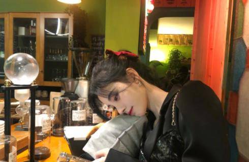 演技|鞠婧祎新剧再次拿4分，影视作品频繁不及格，口碑怎么能好起来？